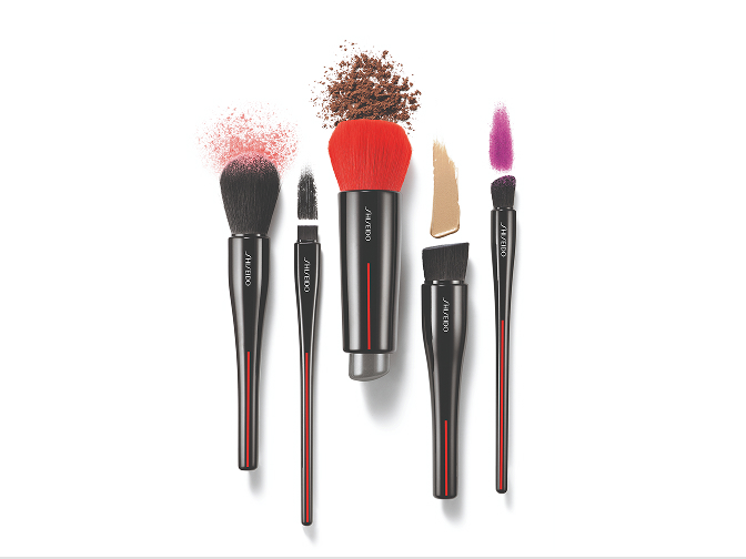 新スキンケアフェイスカラーで叶えるつや肌LOOK | SHISEIDO | 資生堂