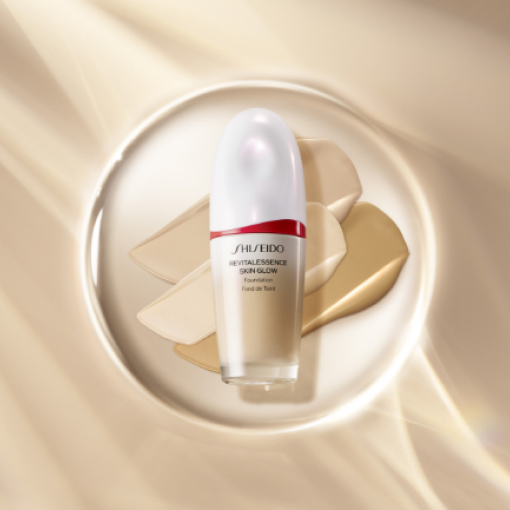 エッセンス スキングロウ ファンデーション